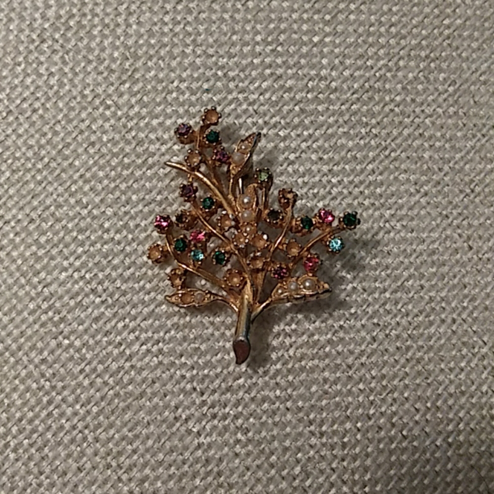 Wild Tree Pin